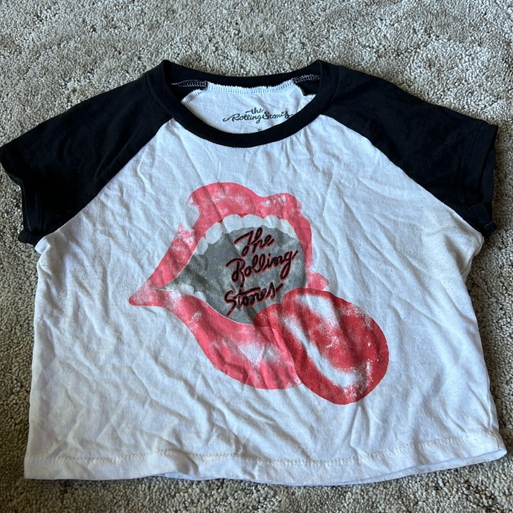 URBAN OUTFITTERS ROLLING STONES TOP